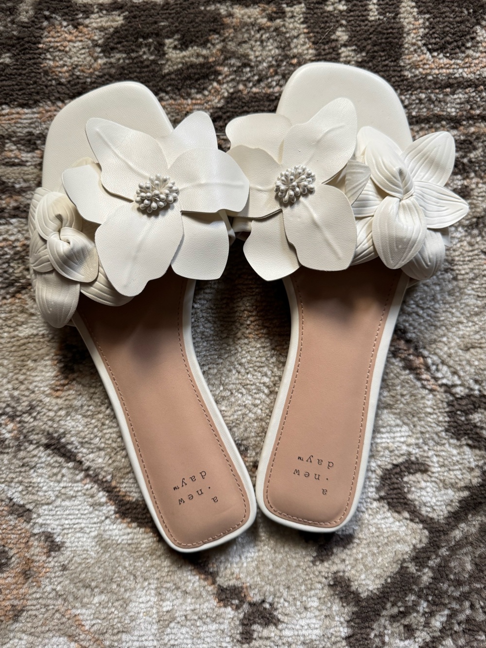 a new day Ivory Floral Slide Sandals